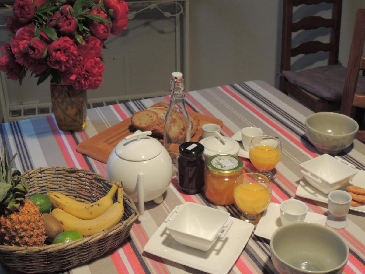 Ilot Bonheur Hotel Ury Ngoại thất bức ảnh
